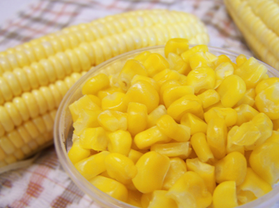 Monascus transformed corn bran